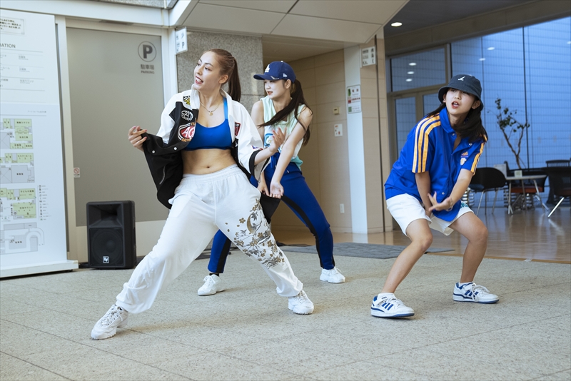 《Teenager ／ROZA　crew》2022年 / 横浜市民ギャラリーあざみ野 / 神奈川　PHOTO:Masanobu Nishino