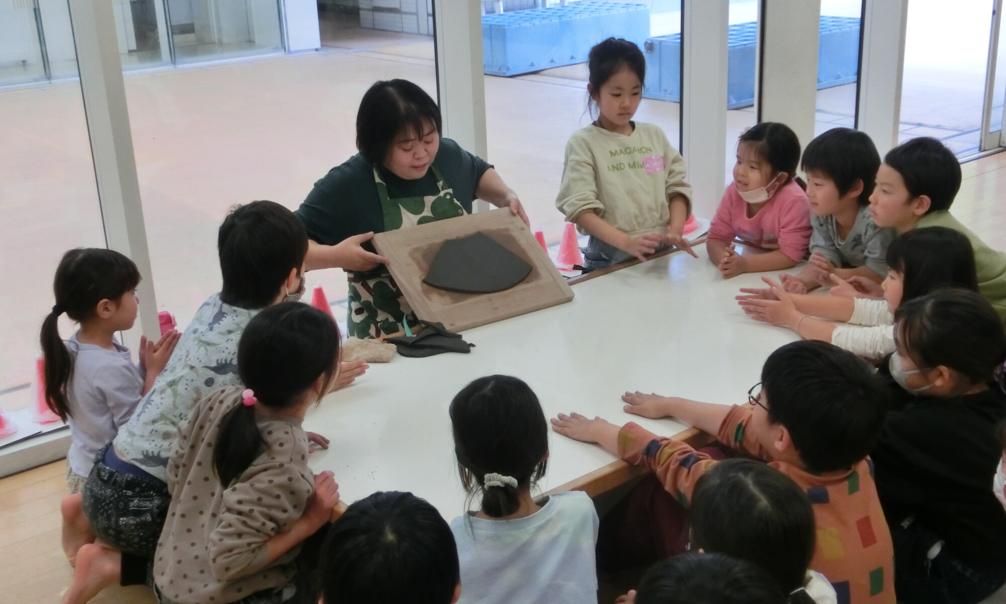 やきものでキャンドルホルダーをつくろう2